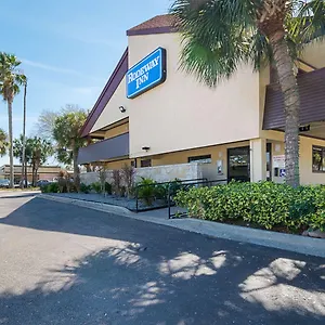 Gasthof Rodeway Near Busch Gardens-usf Tampa