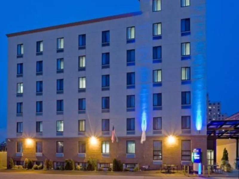 Holiday Inn Express Brooklyn, An Ihg Hotel New York 3*,